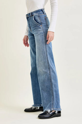 Judy Blue Lux Retro Wide Fit