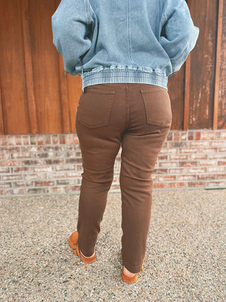 Judy Blue Aurora Weekender mahogany jeans, alternate view