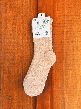 Neutral Tone Solid Cable Pattern Cozy Socks