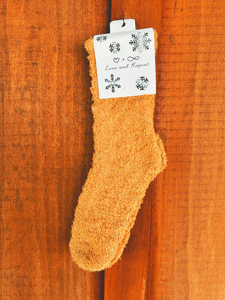 Neutral Tone Solid Cable Pattern Cozy Socks