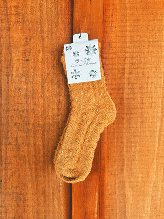 Neutral Tone Solid Cable Pattern Cozy Socks
