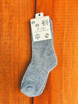 Soft Textured Solid Chenelle Socks