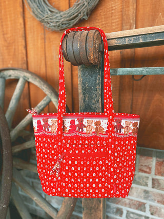 Vera Bradley Small Original Vera Tote in Beary Ditsy print