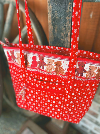 Vera Bradley Beary Ditsy small quilted tote, alternate view