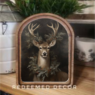 Arch Top Framed Art Wreath Deer 6x8
