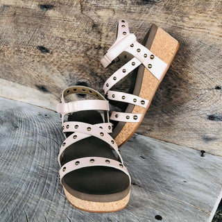 Corky's Under the Sun Wedge