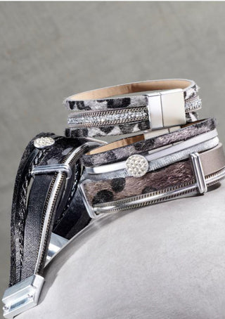 Charlie Paige Luxe Vegan Leather Animal Print Bracelet 407266