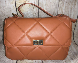 Jen & Co Twist Lock Crossbody Light Brown EH2244