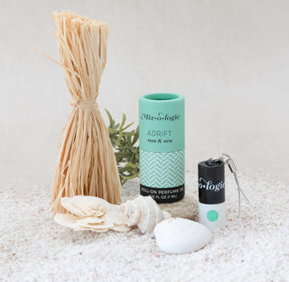 Mix-o-logie Mini Rollerball Perfume Keychain Adrift (Sun & Sea)