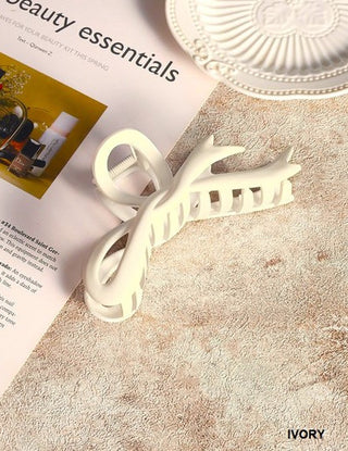 Zenana Ribbon Bow Matt Claw Clip Ivory
