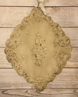 Metal Medallion Hanging