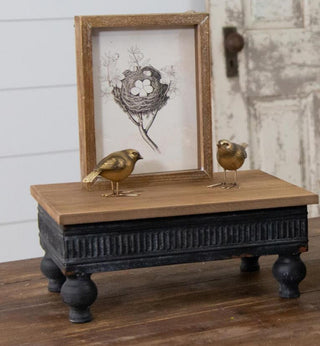 Audrey’s Footed Riser w/Metal Edge Large