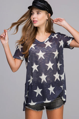 Star Print Low Gauge Deep U-Neck Knit Top