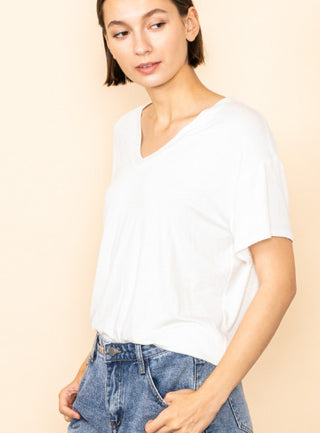 Elloh V-Neck Soft Touched Basic Tee Off White
