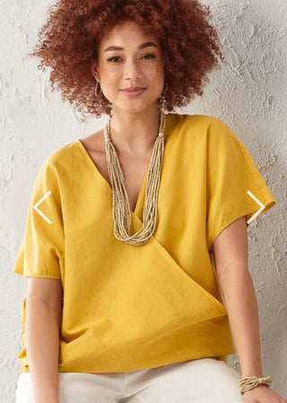 Charlie Paige Linen Blend Minimalist Blouse