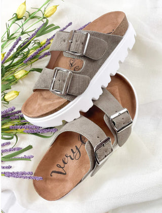 Very G Jazmin Platform Sandal Taupe