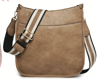 Jen & Co Chloe Crossbody Taupe M1977