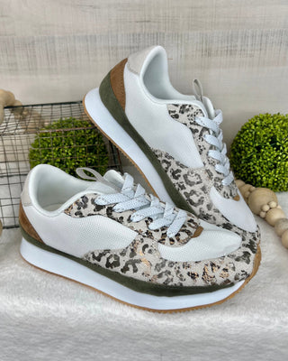 Very G Runner Tennis Shoes Cream Leopard