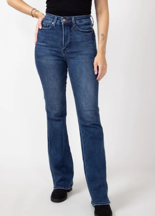 Judy Blue HW TC Back Pkt Embroider Bootcut Short 88786