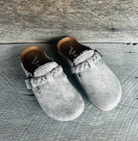 Very G Iris 3 Clogs Grey