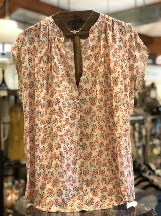 7th Ray Floral Knit V Neck Top Small