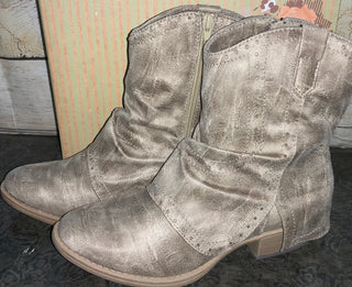 Very G BDon Cream Boot
