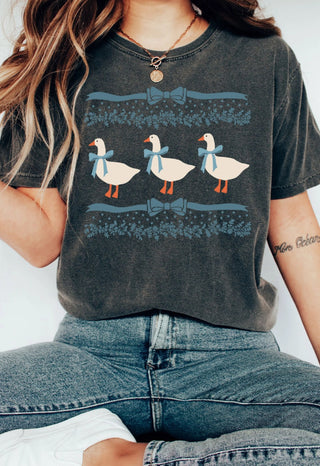 Kissed Apparel Vintage Blue Ribbon Goose Tee Pepper