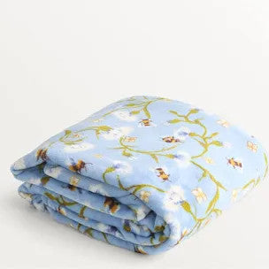 Vera Bradley Plush Throw Blanket Bee Garden Blue