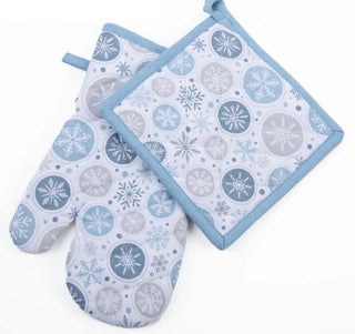Elsie & Zoey Snowflake Oven Mitt Set