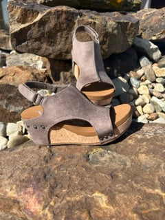 Very G Liberty Wedge Taupe