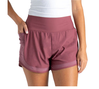 FITKICKS Airlight Track Shorts Pink