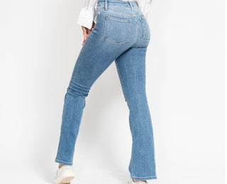 Judy Blue Core High Waist Classic Contrast Wash Bootcut 82515