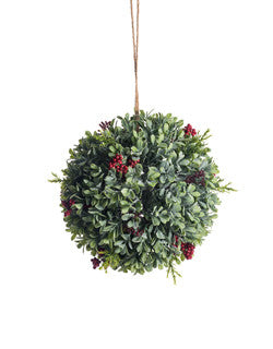 Boxwood Kissing Ball, 9”
