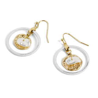 Whispers Swinging Pearl Earrings WN004547