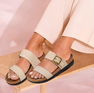 Aerothotic Florance Leather Wedge Platform Sandals Off White 1423