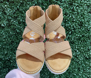 Very G Sadie Wedge Tan