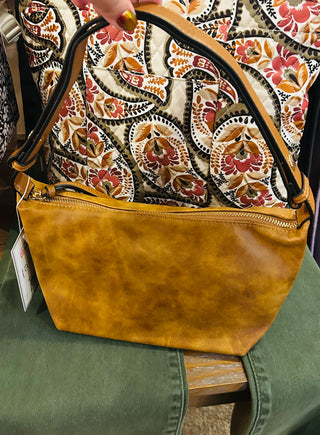 Jen & Co Vittoria Shoulder Bag Tan M2731