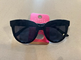 Simply Southern Monica Sunglasses Black 9004