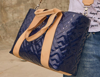 Consuela Carryall -