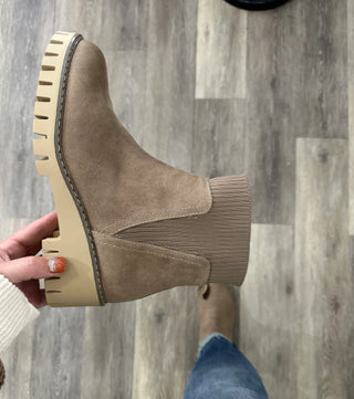 Very G Mongolia Boot Taupe