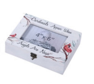 Cardinal Music Box