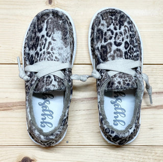 Gypsy Jazz Lil Bonny Slip Ons White Black
