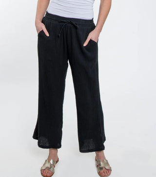 Elsie & Zoey Cotton Gauze Wide Leg Cropped Pant Black