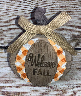 Resin Harvest Pumpkin w/Plaid, 4.5”