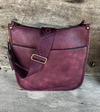 Jen & Co Chloe Crossbody Cherry Lacquer M1977