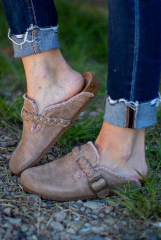 Very G Iris 3 Clogs Beige