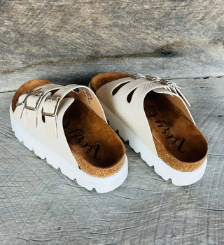 Very G Plaza Platform Sandal Cream