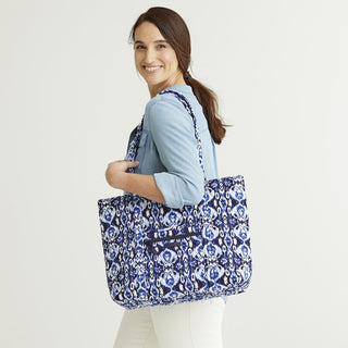 Vera Bradley Iconic Tote Bag
