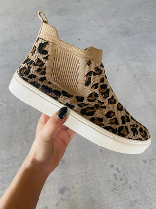 Very G Bess Fly Knit Sneaker
