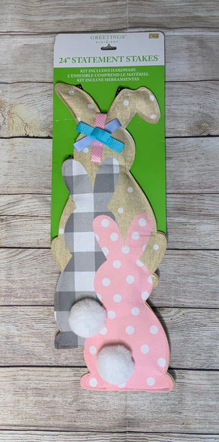 Stacked Bunnies Statement Stake